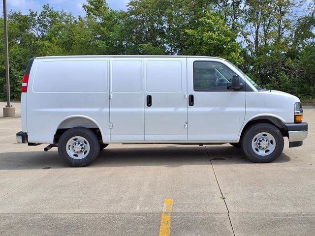 New 2025 Chevrolet Express 2500 w/ Driver Convenience Package image 21