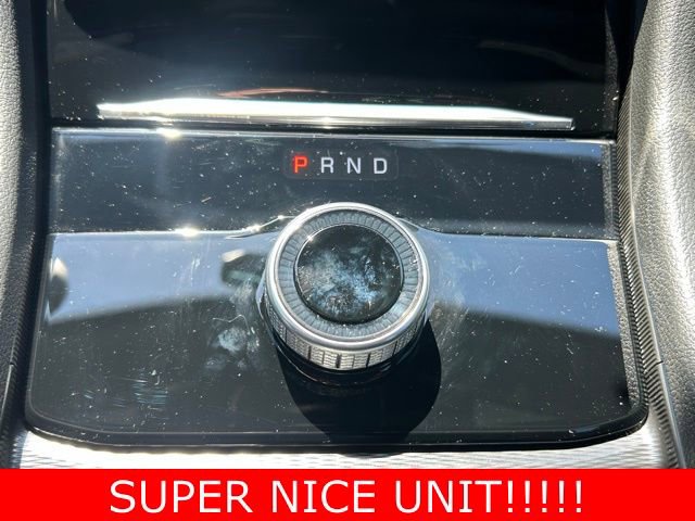 Used 2025 Jeep Grand Cherokee Limited w/ Luxury Tech Group II image 26