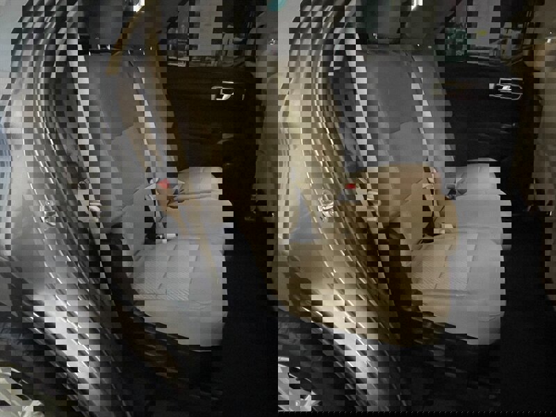 Used 2022 Ford Explorer 4WD w/ Class IV Trailer Tow Package image 23