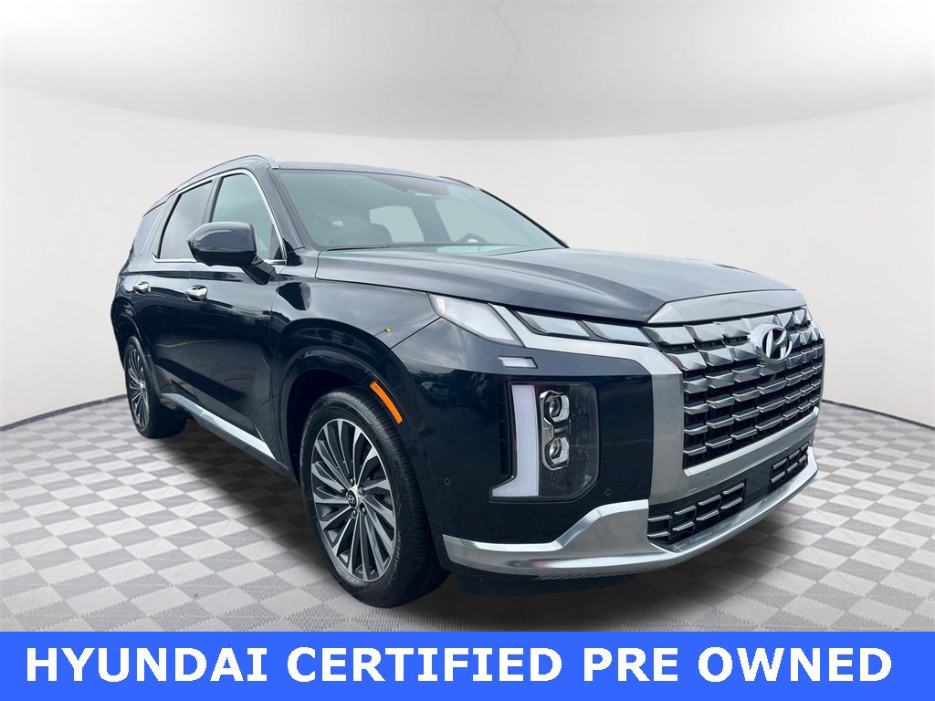 Used 2023 Hyundai Palisade Calligraphy image 3