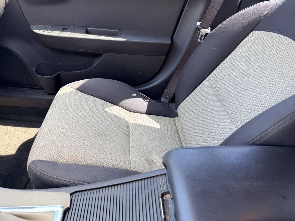 Used 2010 Chevrolet Malibu LS FWD image 11