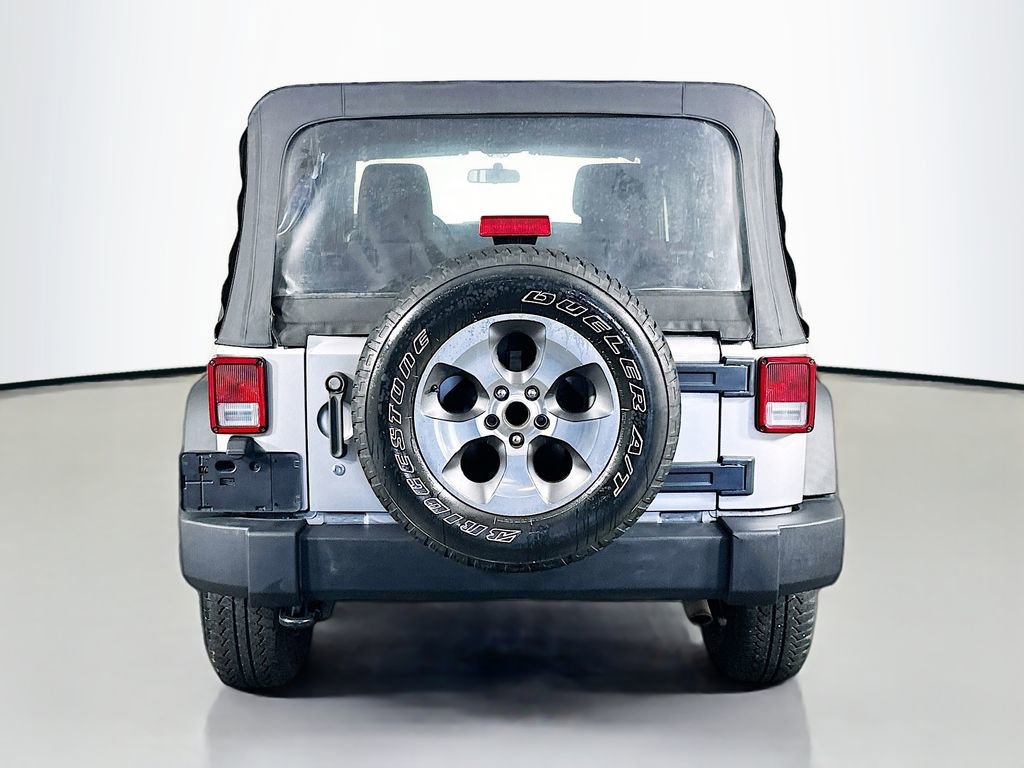 Used 2015 Jeep Wrangler Unlimited Sport w/ Connectivity Group image 6