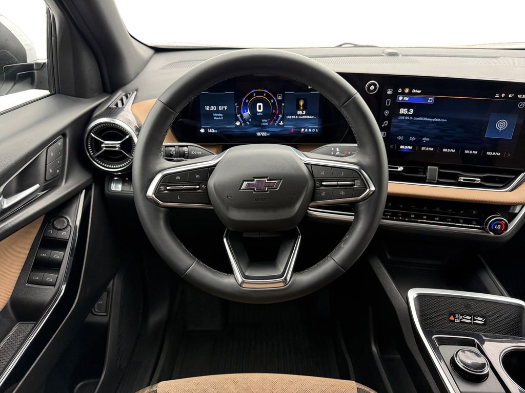 Certified 2025 Chevrolet Equinox ACTIV w/ Safety and Technology Package image 13