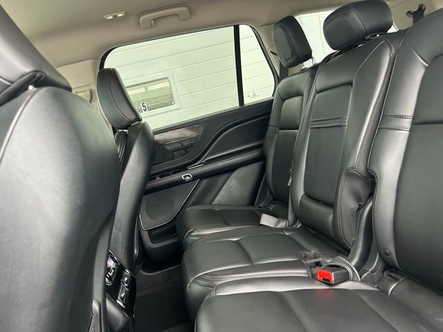Certified 2024 Lincoln Aviator AWD w/ Elements Package image 9