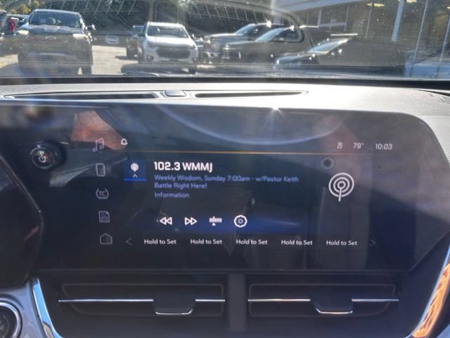 Used 2025 Chevrolet Trax LT FWD image 23