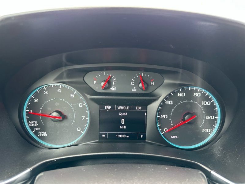 Used 2018 Chevrolet Equinox LT FWD image 18