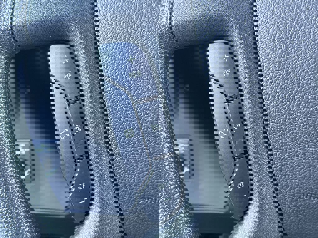 Used 2023 Chevrolet Express 3500 LT w/ LT Preferred Equipment Group image 18