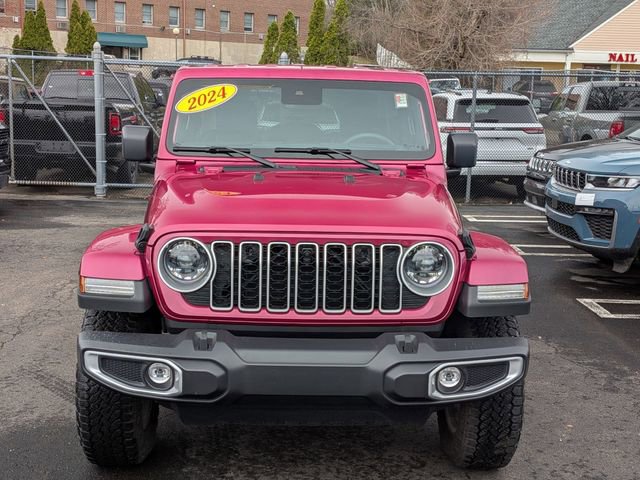 Certified 2024 Jeep Wrangler Sahara w/ Dual Top Group image 8