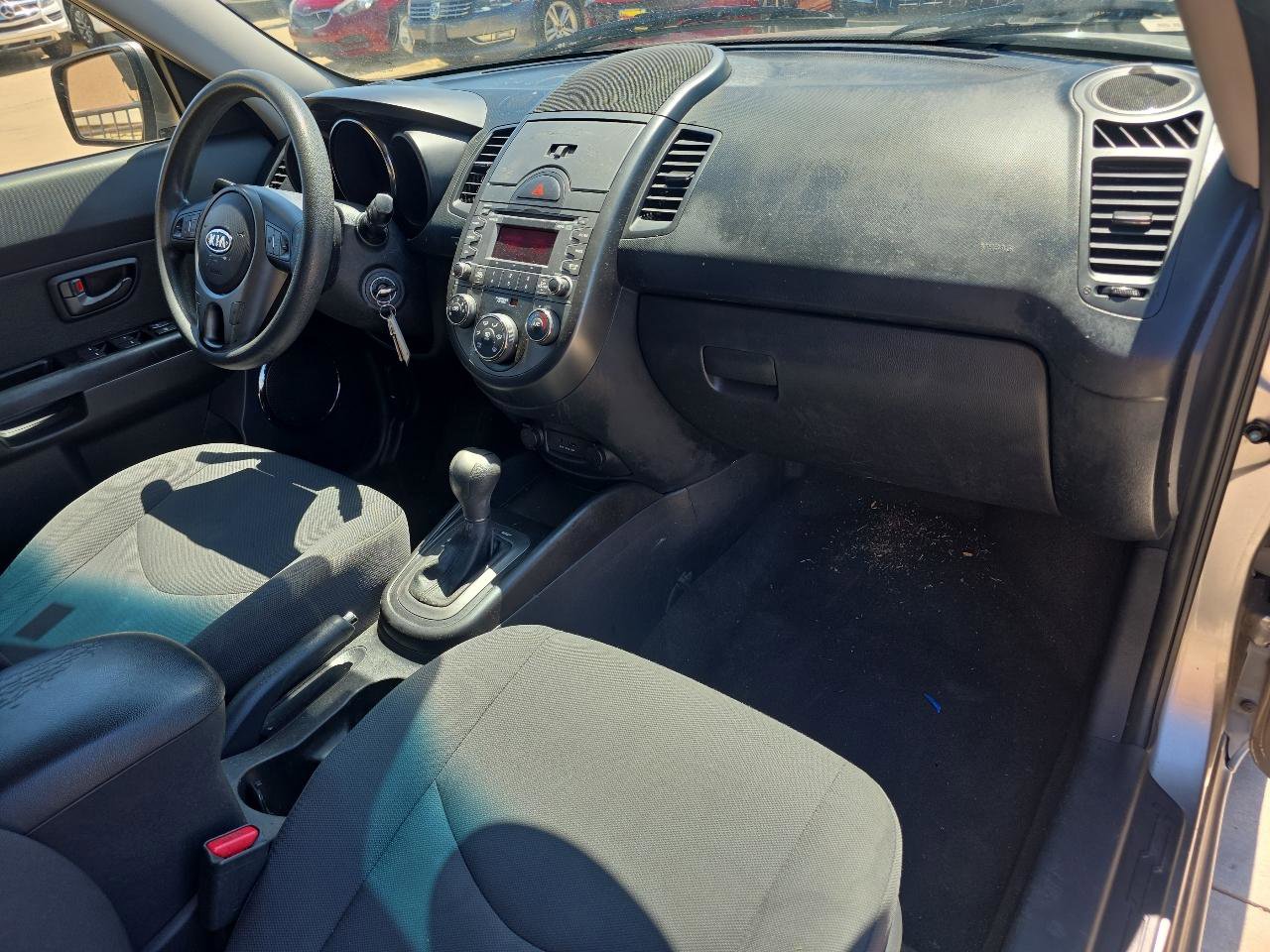 Used 2011 Kia Soul + w/ Audio Pkg image 19