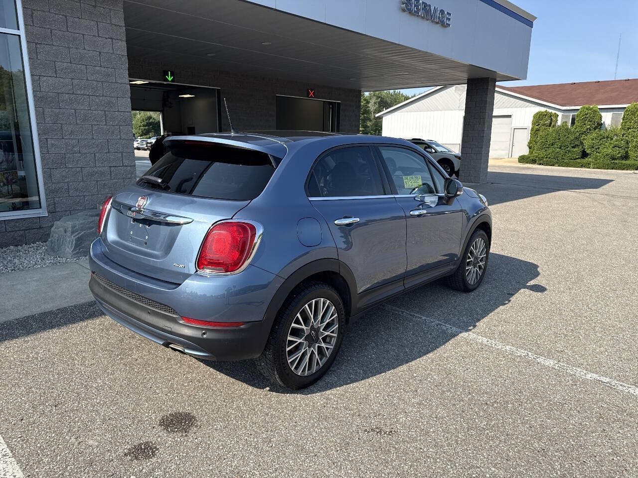 Used 2017 FIAT 500X Lounge w/ Lounge Premium Package (AWD) image 3