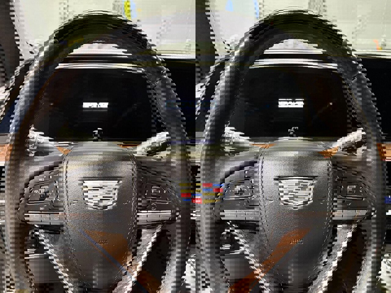 Used 2022 Cadillac Escalade Sport Platinum w/ Heavy-Duty Trailer Package image 17