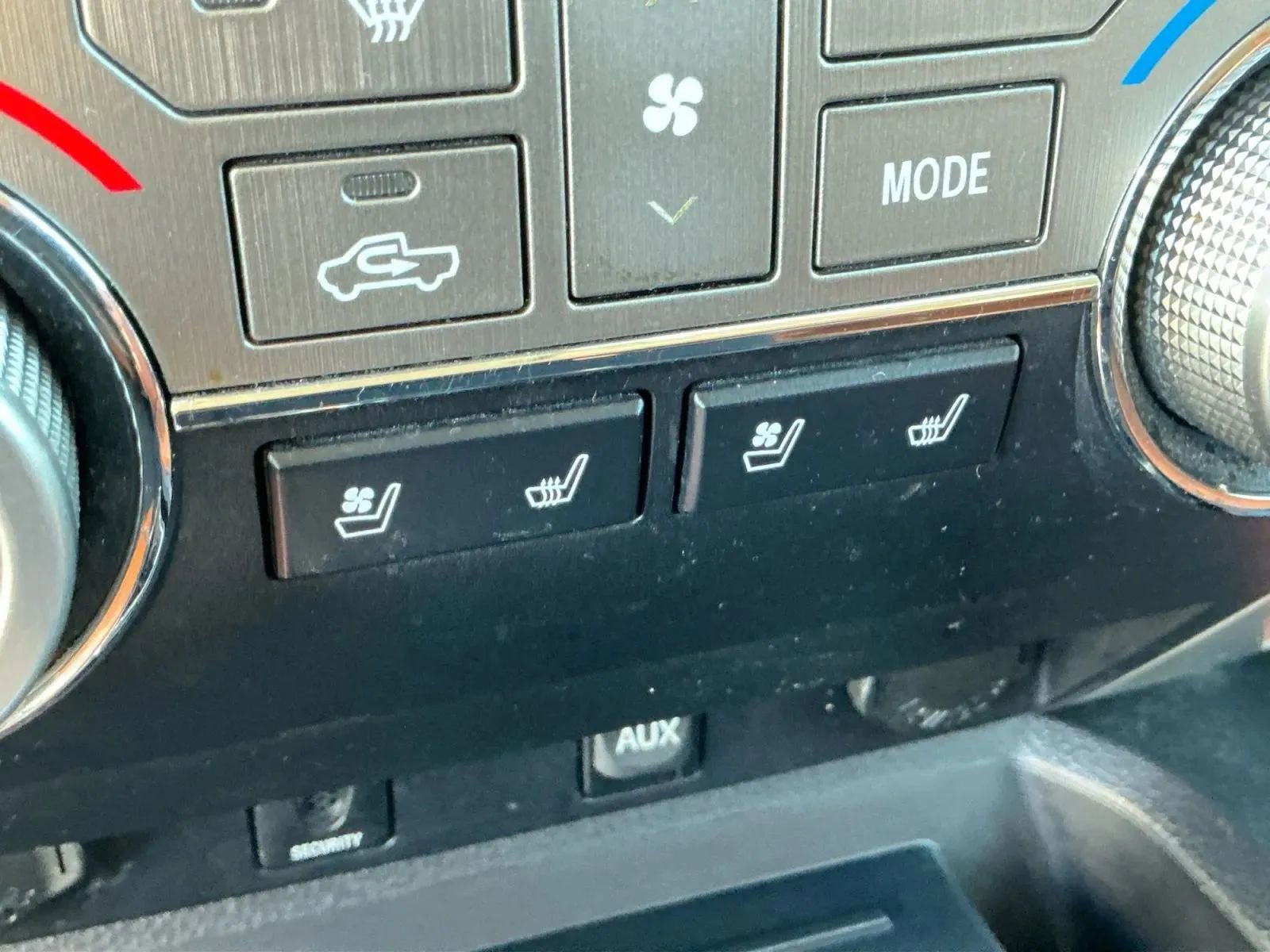 Used 2018 Toyota Tundra 1794 Edition image 33