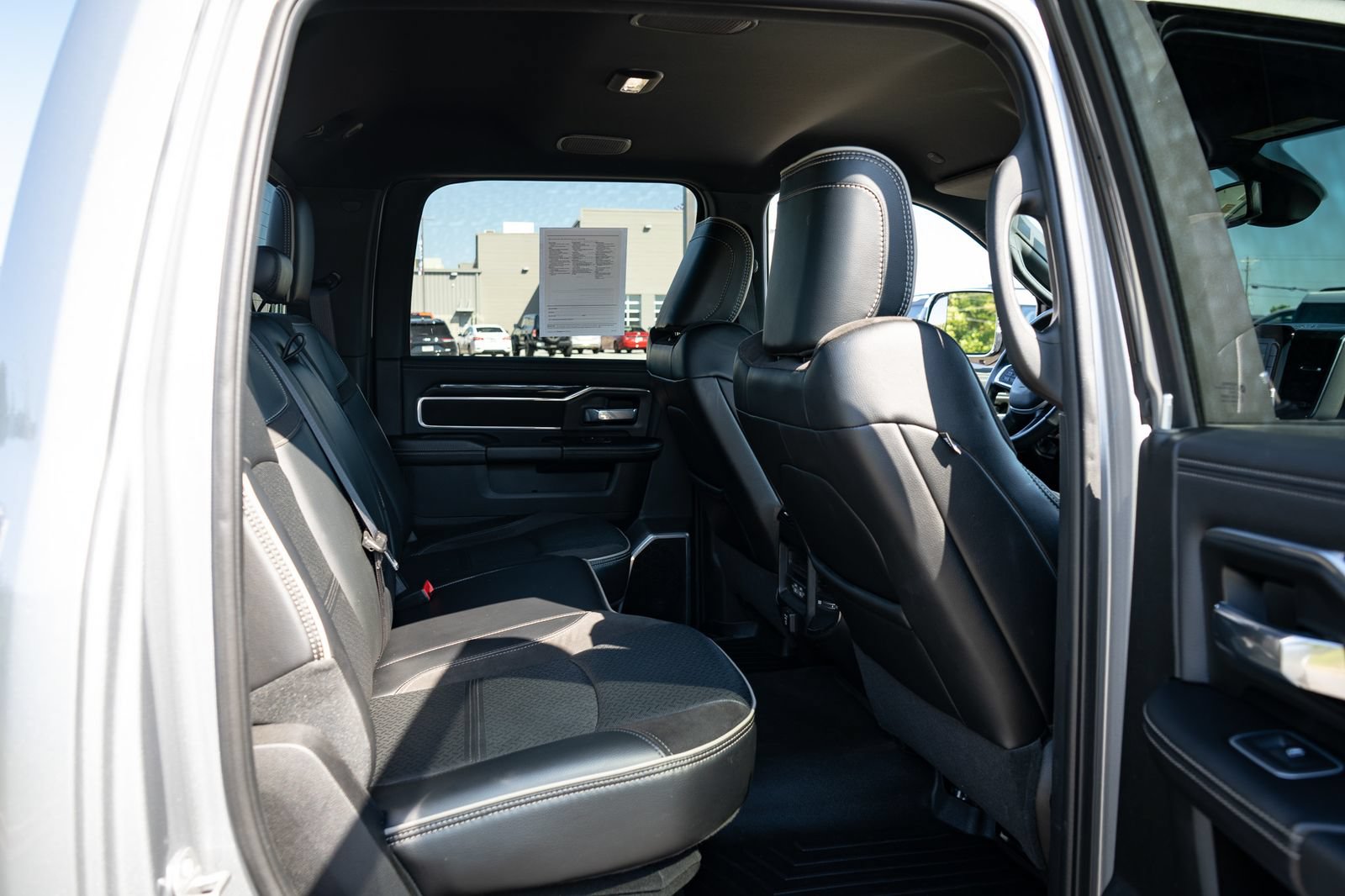 Used 2022 RAM 3500 Laramie AWD/4WD image 20
