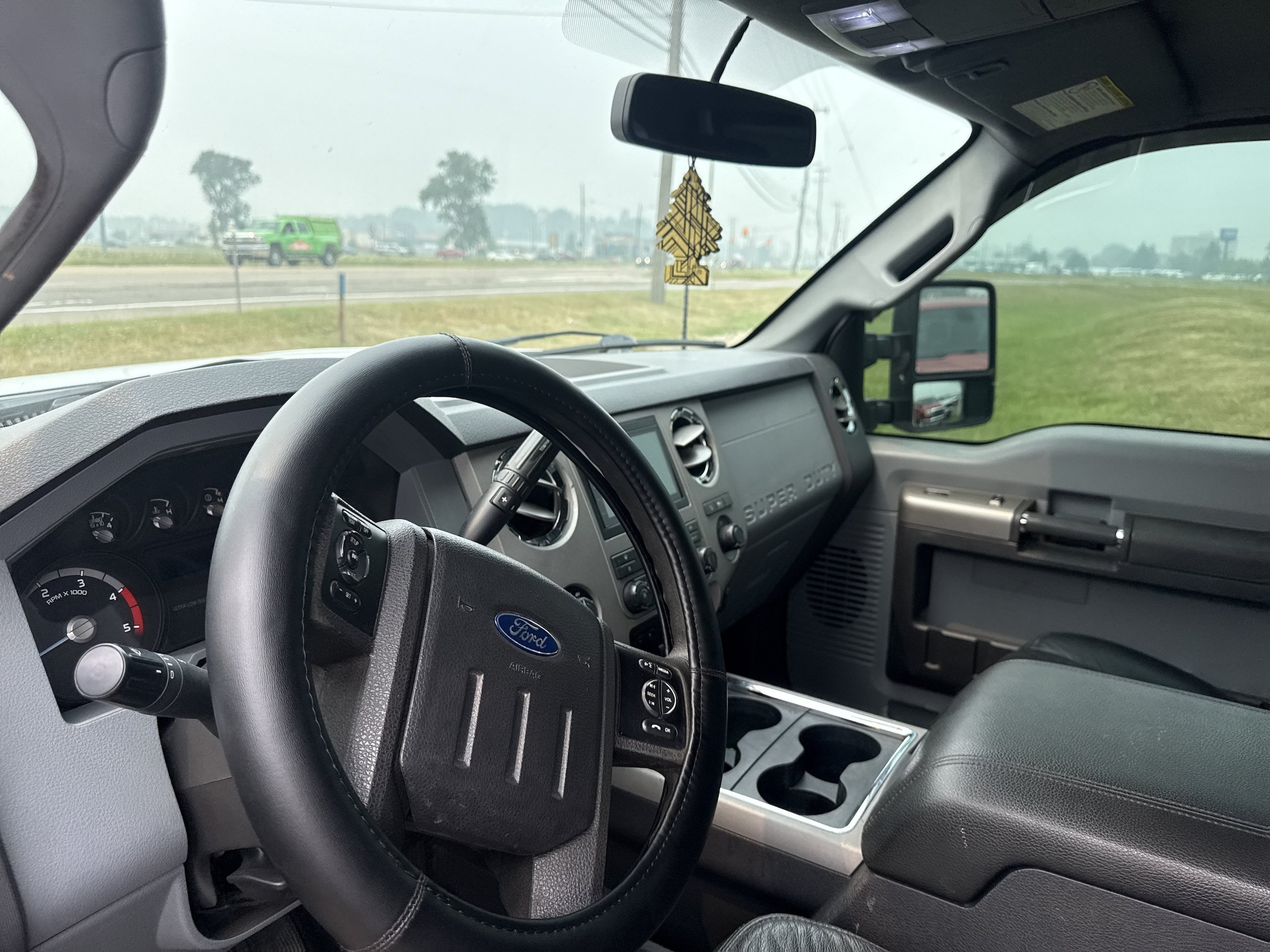Used 2016 Ford F250 XLT w/ XTR Package AWD/4WD image 6