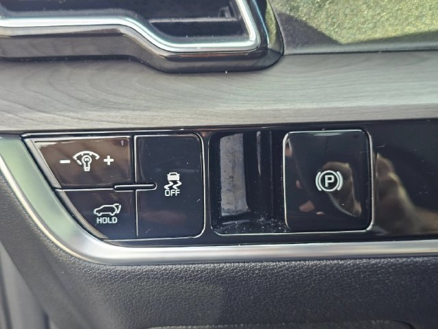 Certified 2024 Kia Sportage X-Line w/ X-Line Premium Package AWD/4WD image 33