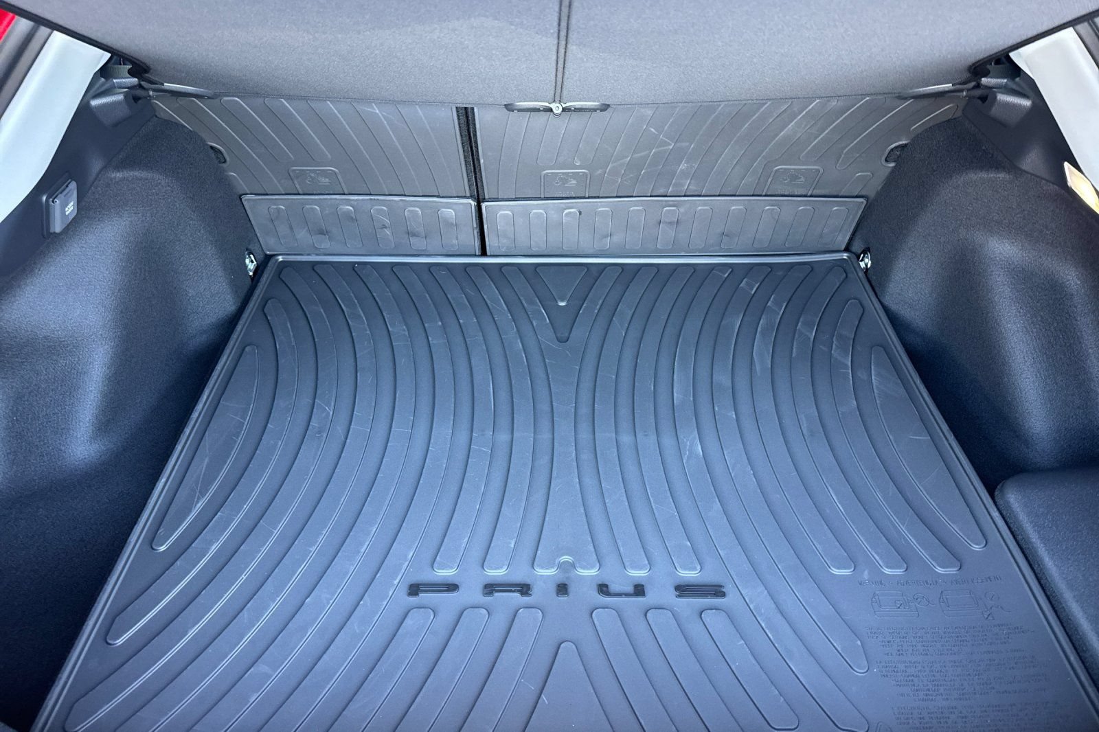 New 2026 Toyota Prius Plug-In Hybrid FWD image 17