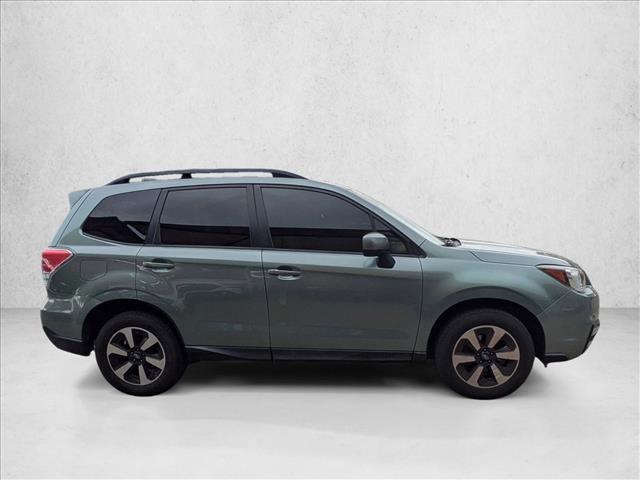 Used 2017 Subaru Forester 2.5i Premium w/ All-Weather Package AWD/4WD image 4