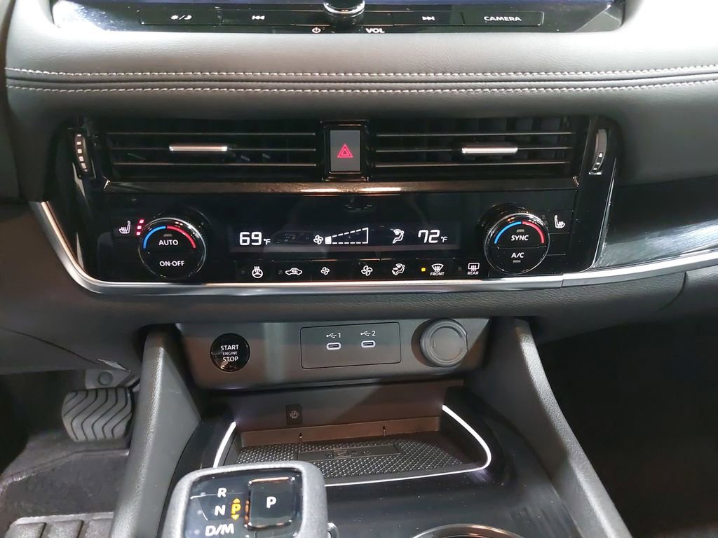 Certified 2025 Nissan Rogue SL image 37