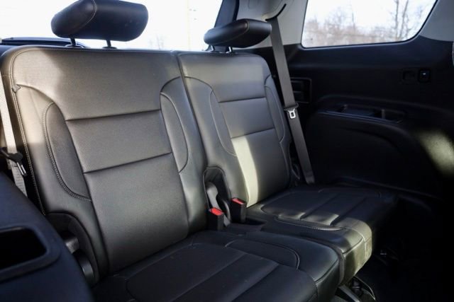 Used 2020 GMC Acadia SLT w/ Driver Alert Package II image 40