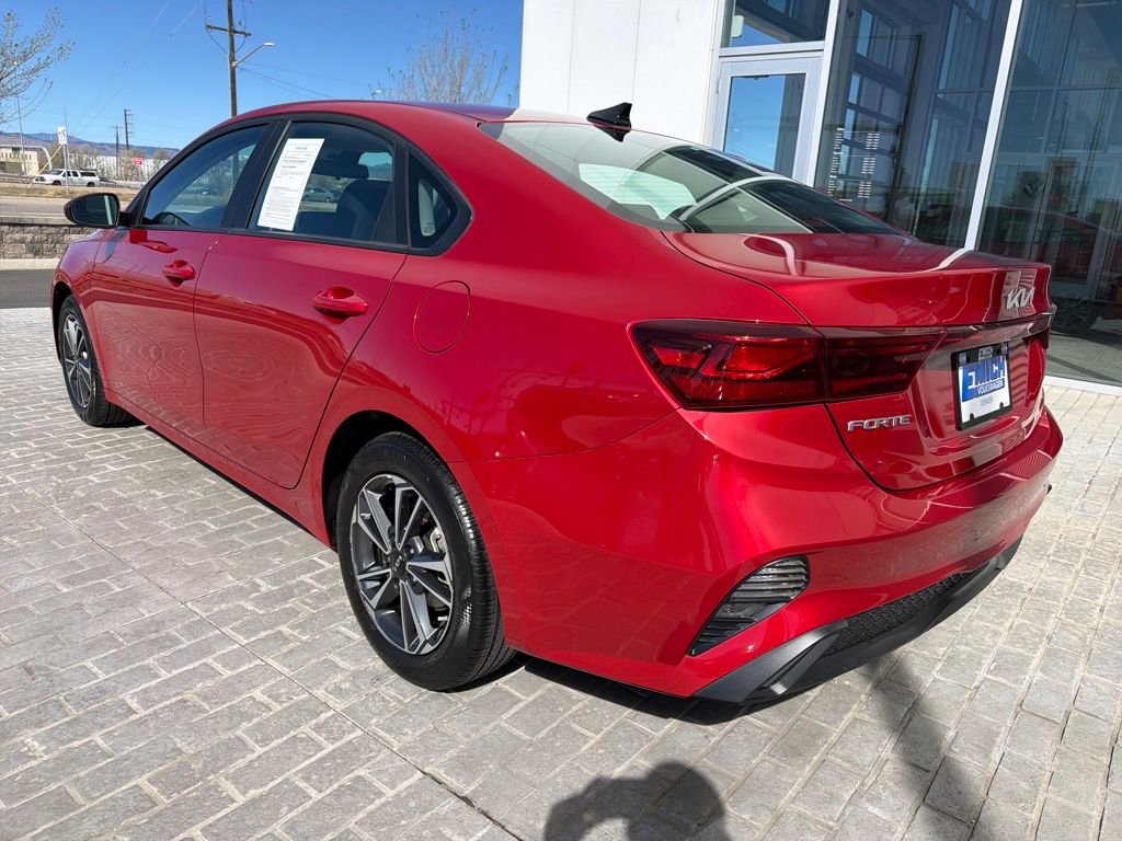 Used 2024 Kia Forte LXS image 3