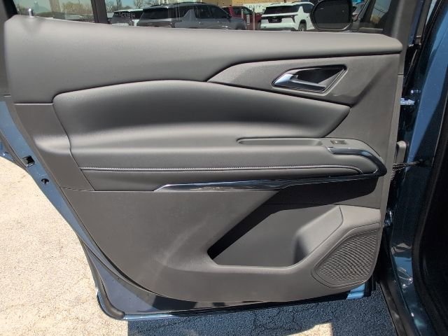 New 2026 Chevrolet Traverse LT w/ Driver Confidence Package image 12