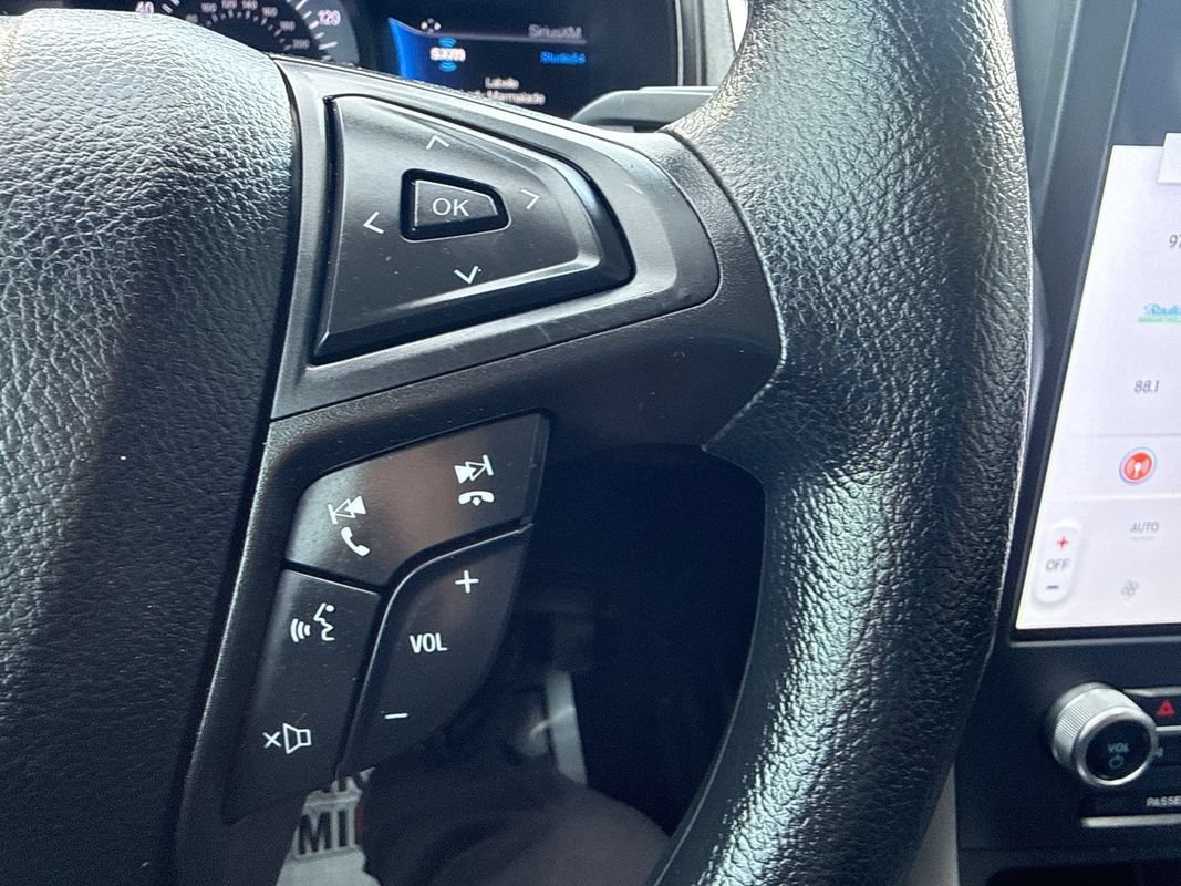 Used 2022 Ford Edge SE w/ Black Appearance Package AWD/4WD image 25