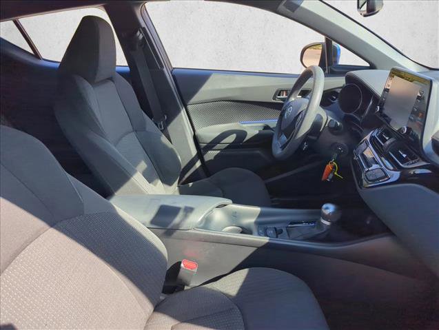 Used 2019 Toyota C-HR LE image 22