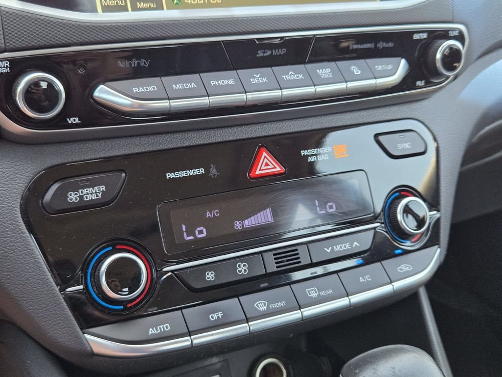 Used 2017 Hyundai Ioniq Limited FWD image 13