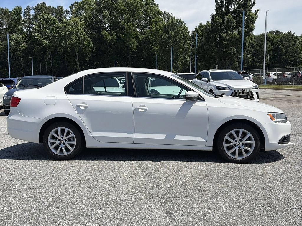 Used 2013 Volkswagen Jetta SE FWD image 24