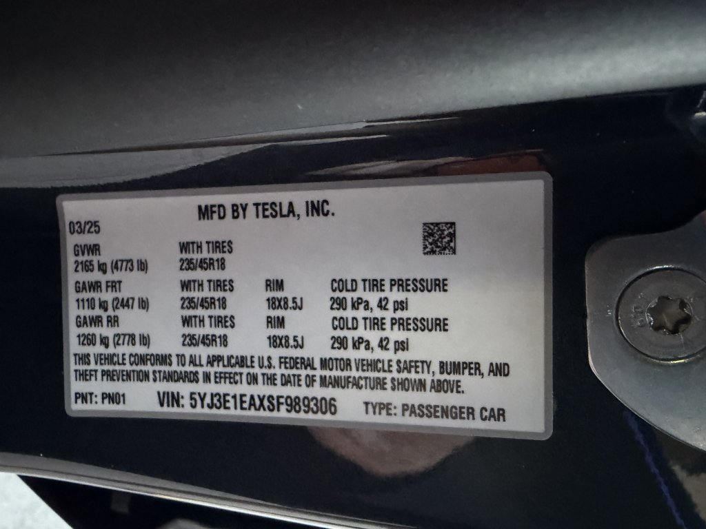 Used 2025 Tesla Model 3 image 50