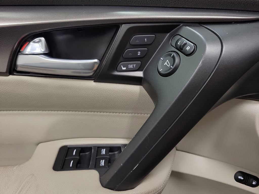 Used 2012 Acura TL FWD image 25