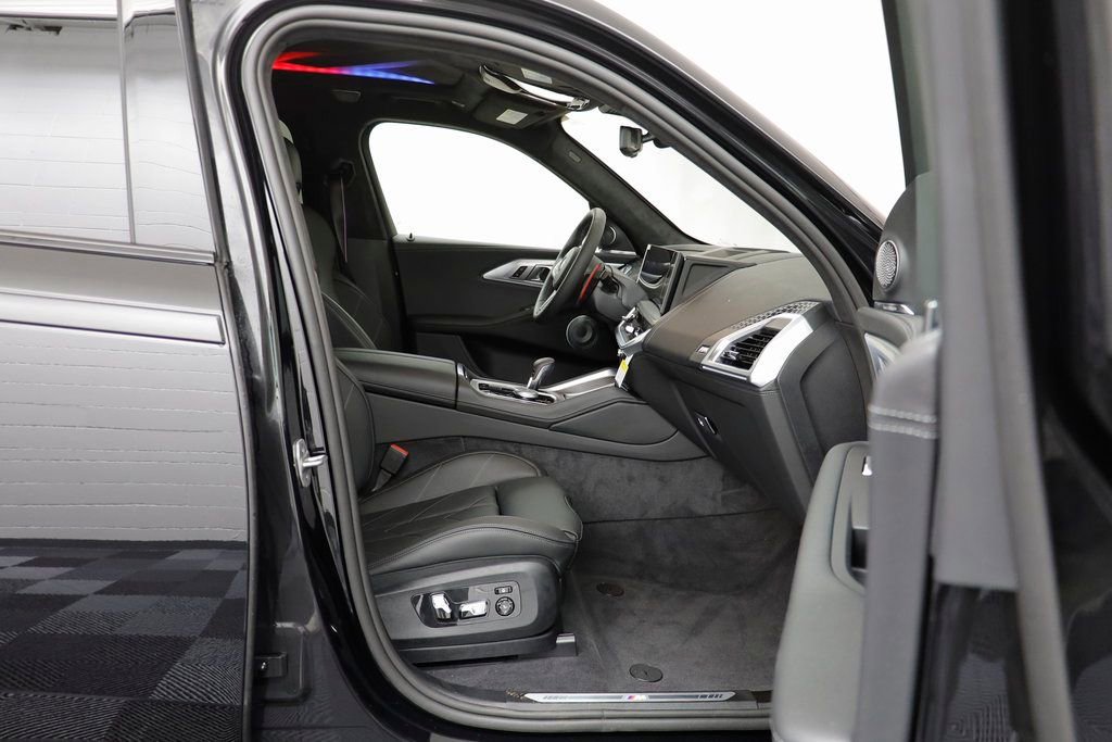 New 2026 BMW XM Label Red image 23