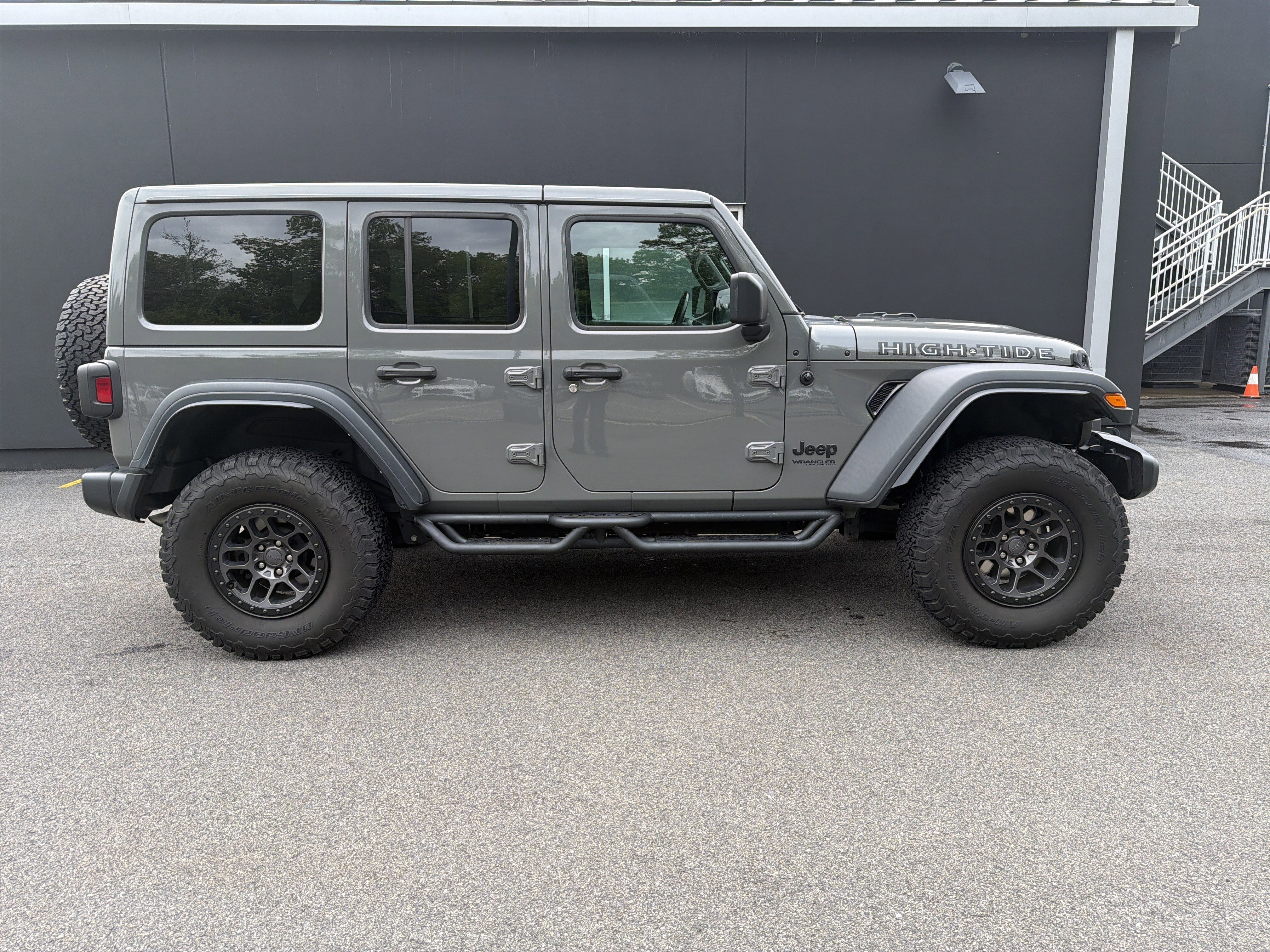 Used 2022 Jeep Wrangler Unlimited Sport AWD/4WD image 28