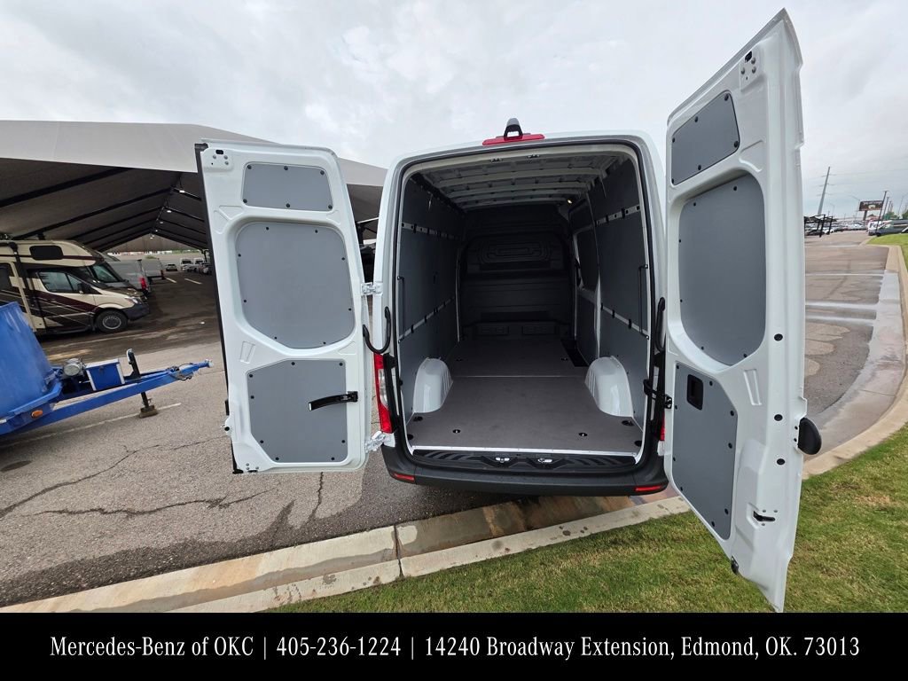 New 2026 Mercedes-Benz Sprinter 2500 image 6