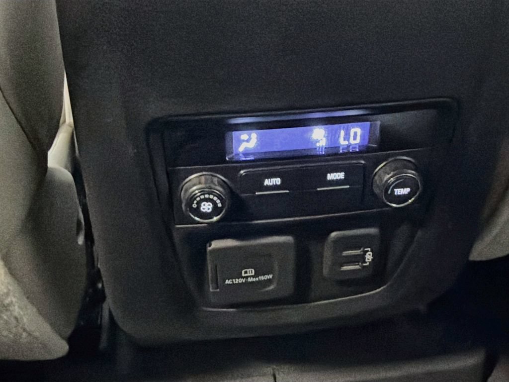 Used 2020 Buick Enclave Essence w/ Sound and Sites Package FWD image 26