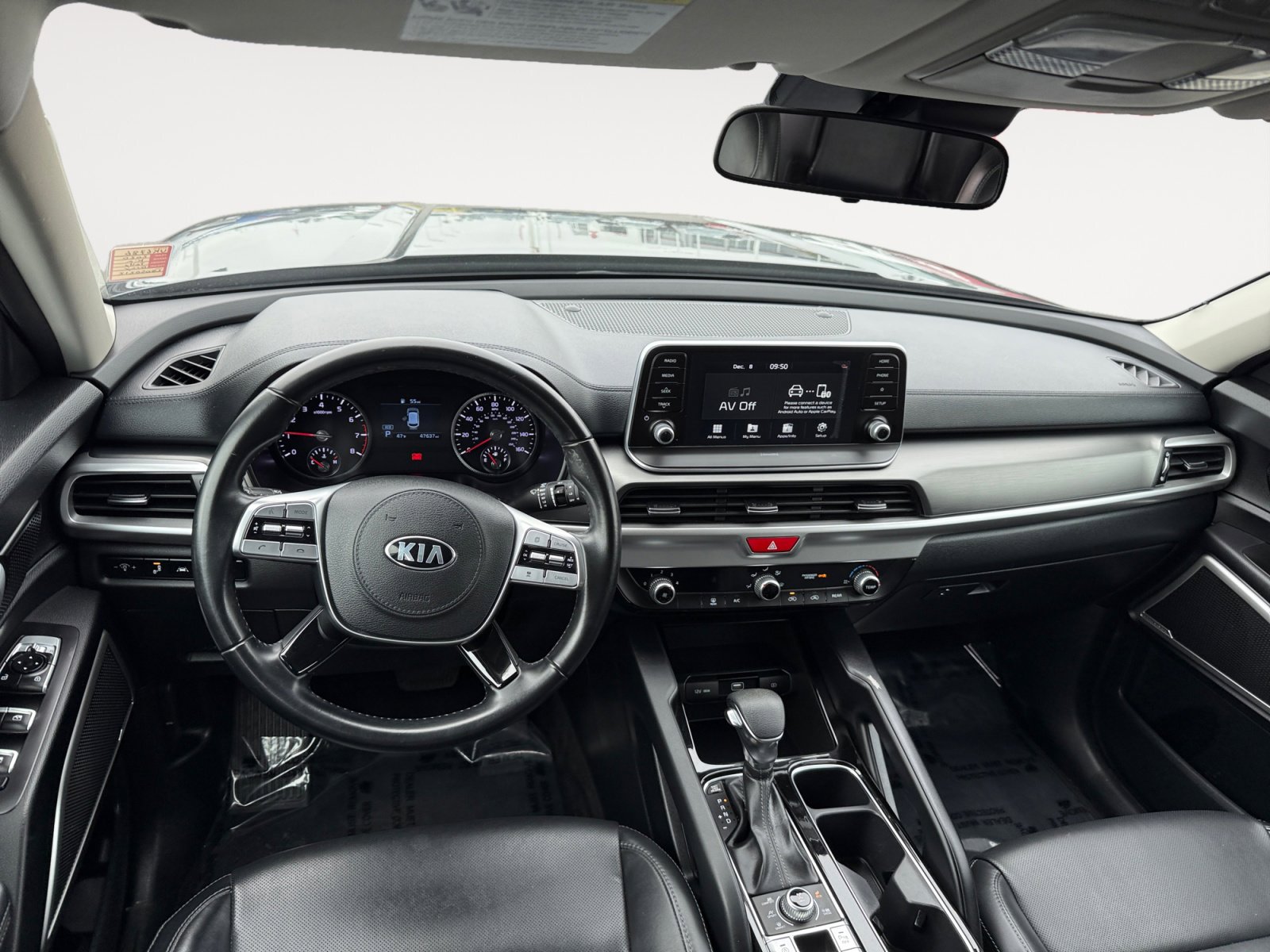 Certified 2020 Kia Telluride LX image 15