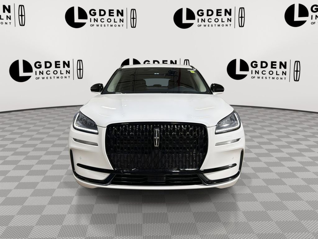 Used 2025 Lincoln Corsair FWD w/ Equipment Group 101A image 3