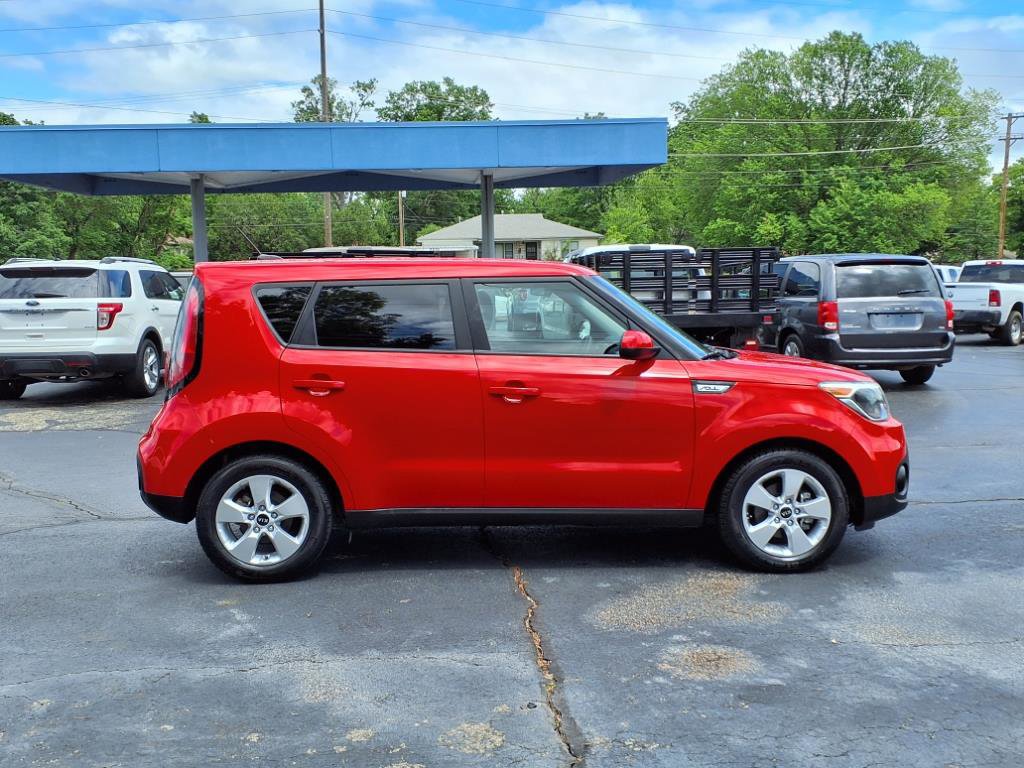 Used 2019 Kia Soul image 2