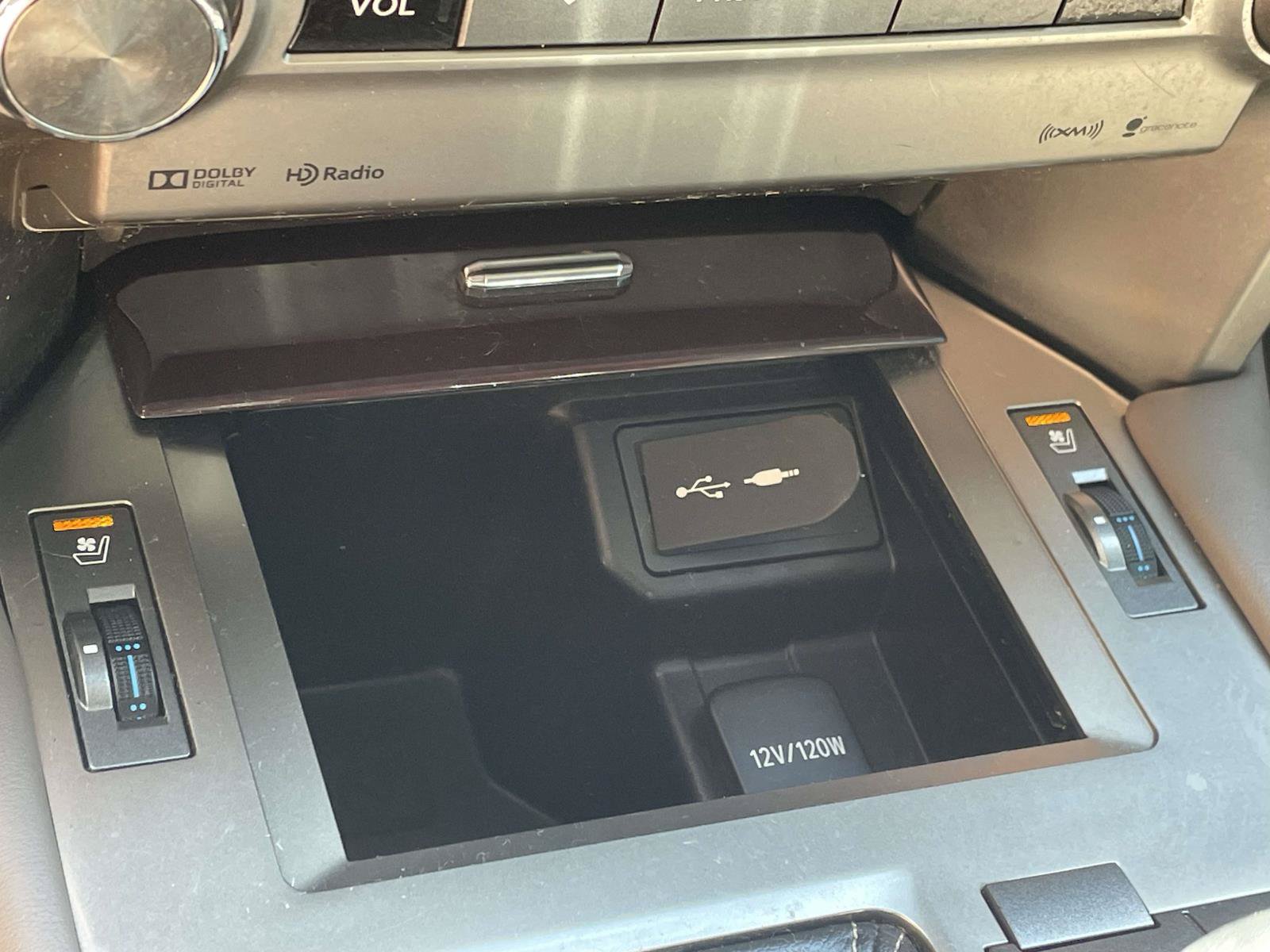Used 2019 Lexus GX 460 Premium AWD/4WD image 17
