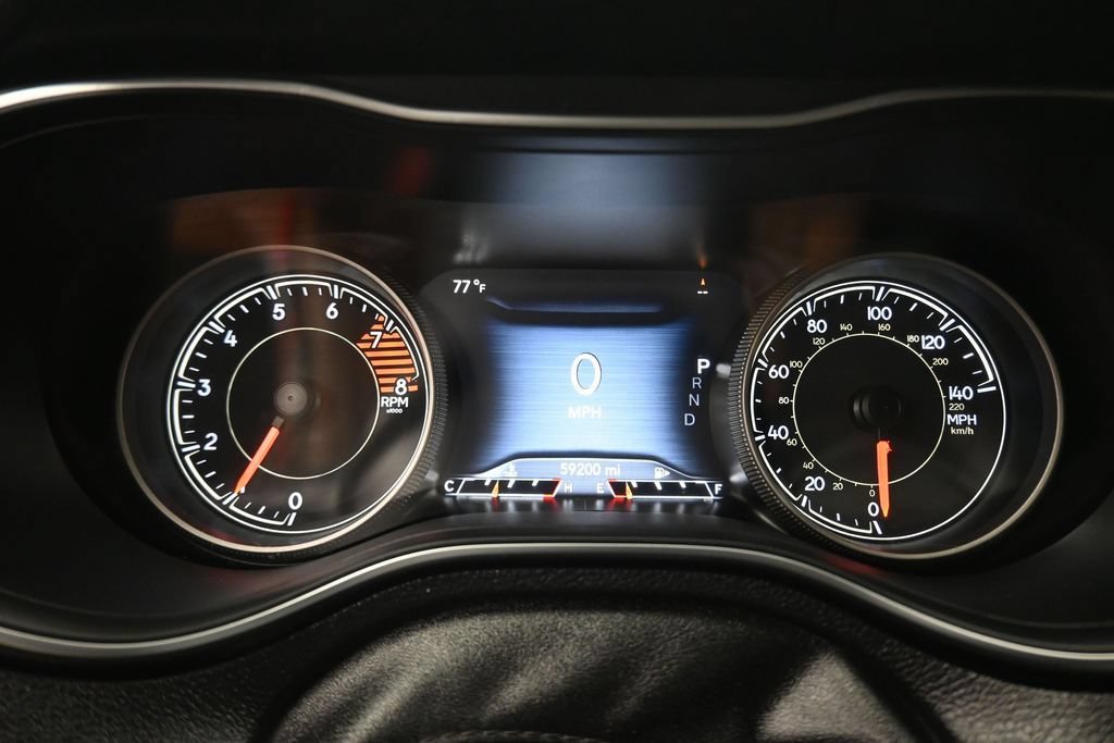 Used 2019 Jeep Cherokee Trailhawk AWD/4WD image 15