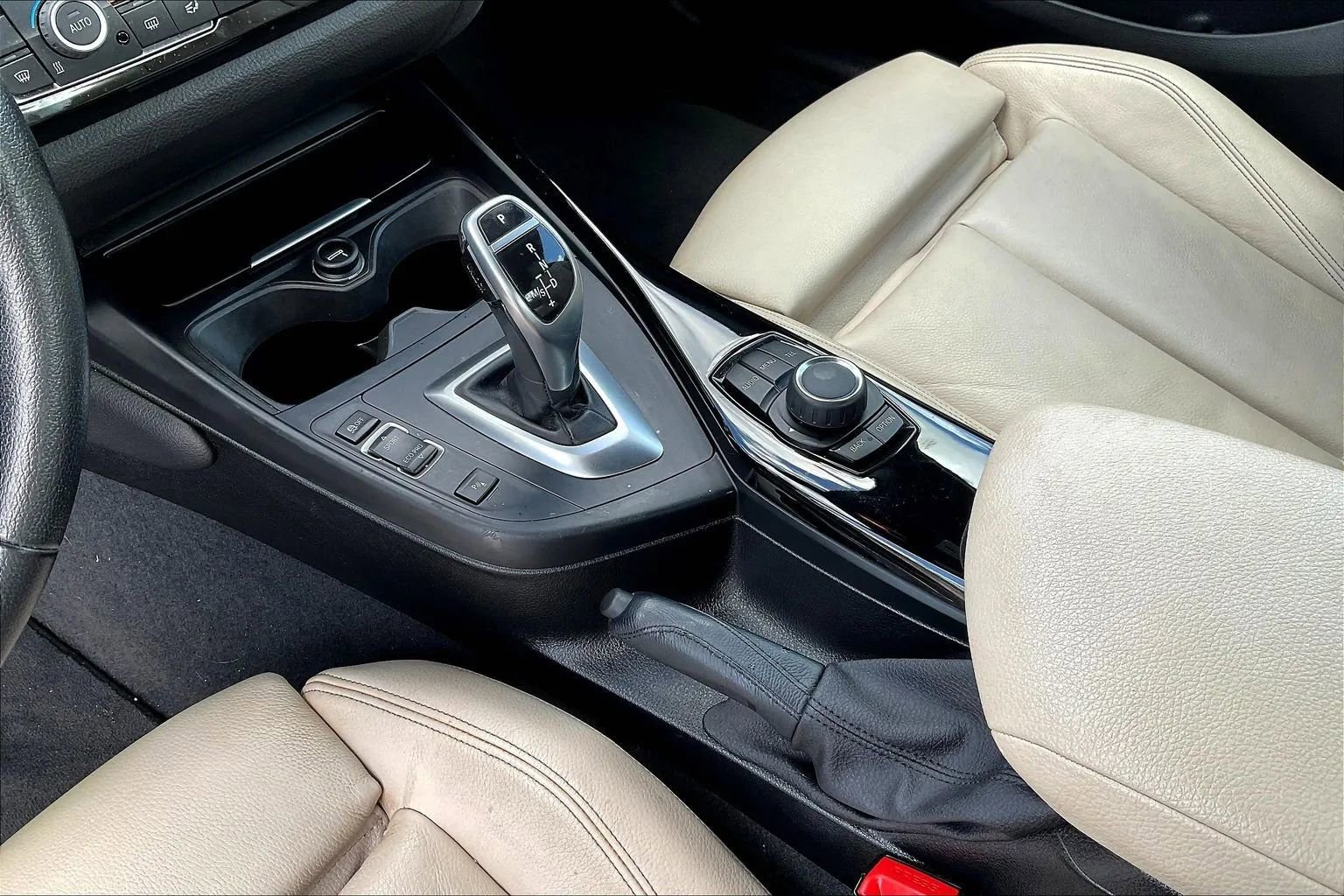 Used 2016 BMW 228i Coupe image 18