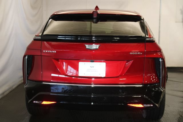 Certified 2024 Cadillac Lyriq Tech w/ Driver Assist Package AWD/4WD image 6