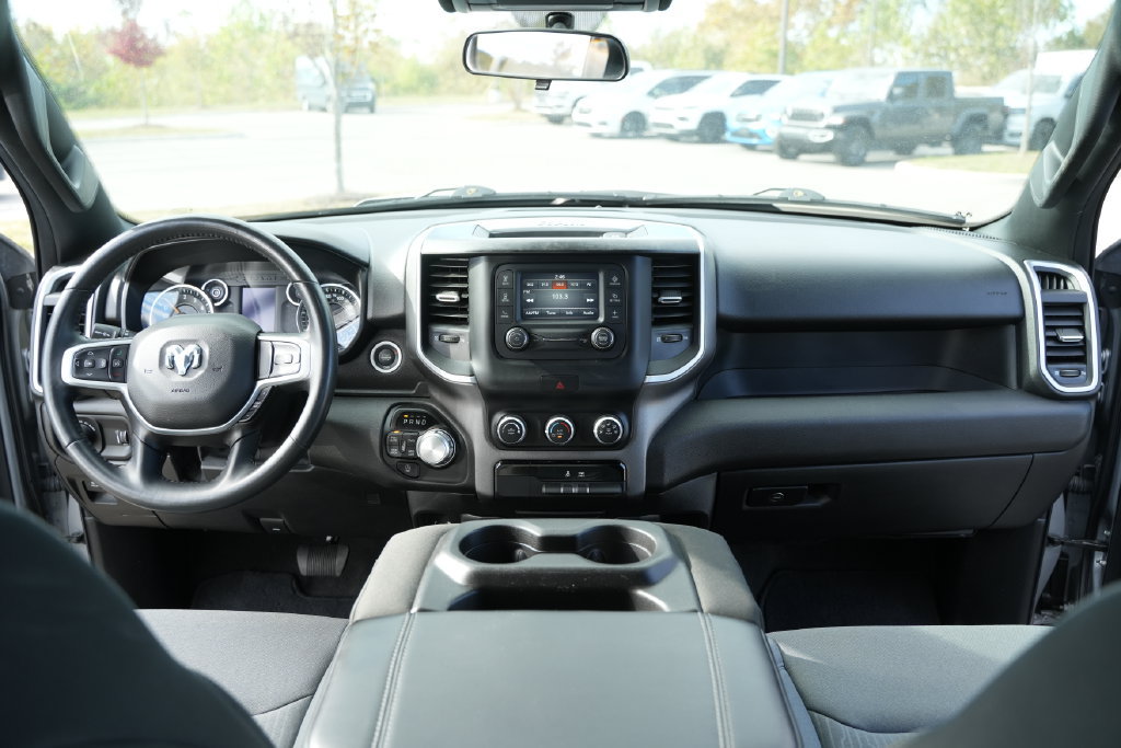 Used 2022 RAM 1500 Big Horn AWD/4WD image 24