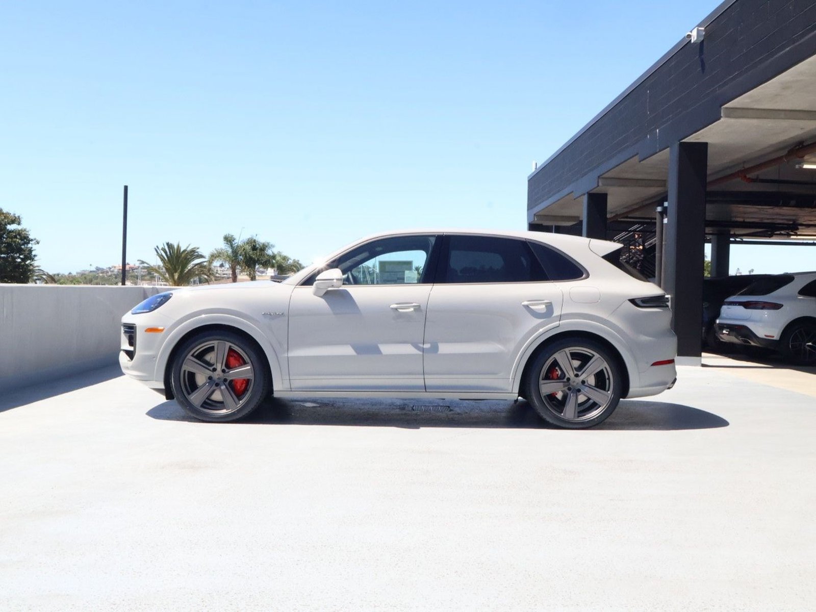 New 2026 Porsche Cayenne Turbo AWD/4WD video 2