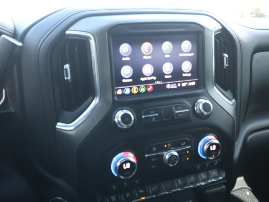 Used 2021 GMC Sierra 2500 Denali w/ Denali Black Diamond Edition AWD/4WD image 21