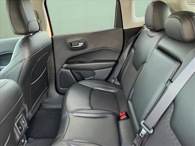 Used 2021 Jeep Compass Latitude w/ Convenience Group FWD image 8