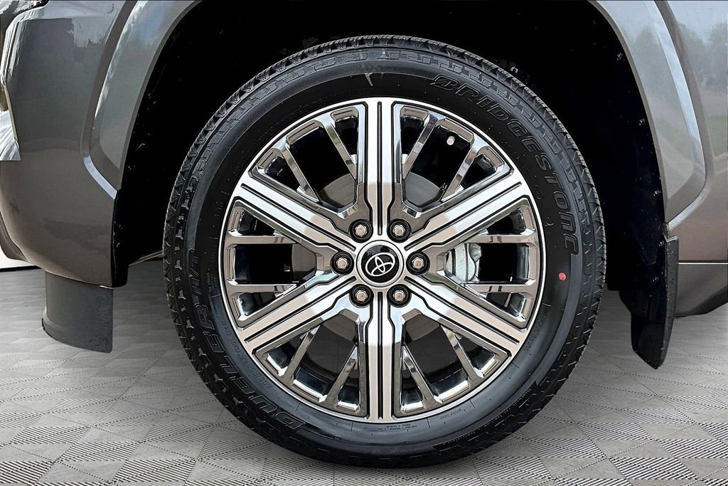 Used 2024 Toyota Sequoia Capstone image 38