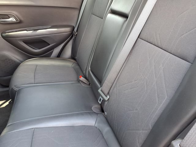 Used 2020 Chevrolet Trax LT w/ Driver Confidence Package FWD image 6