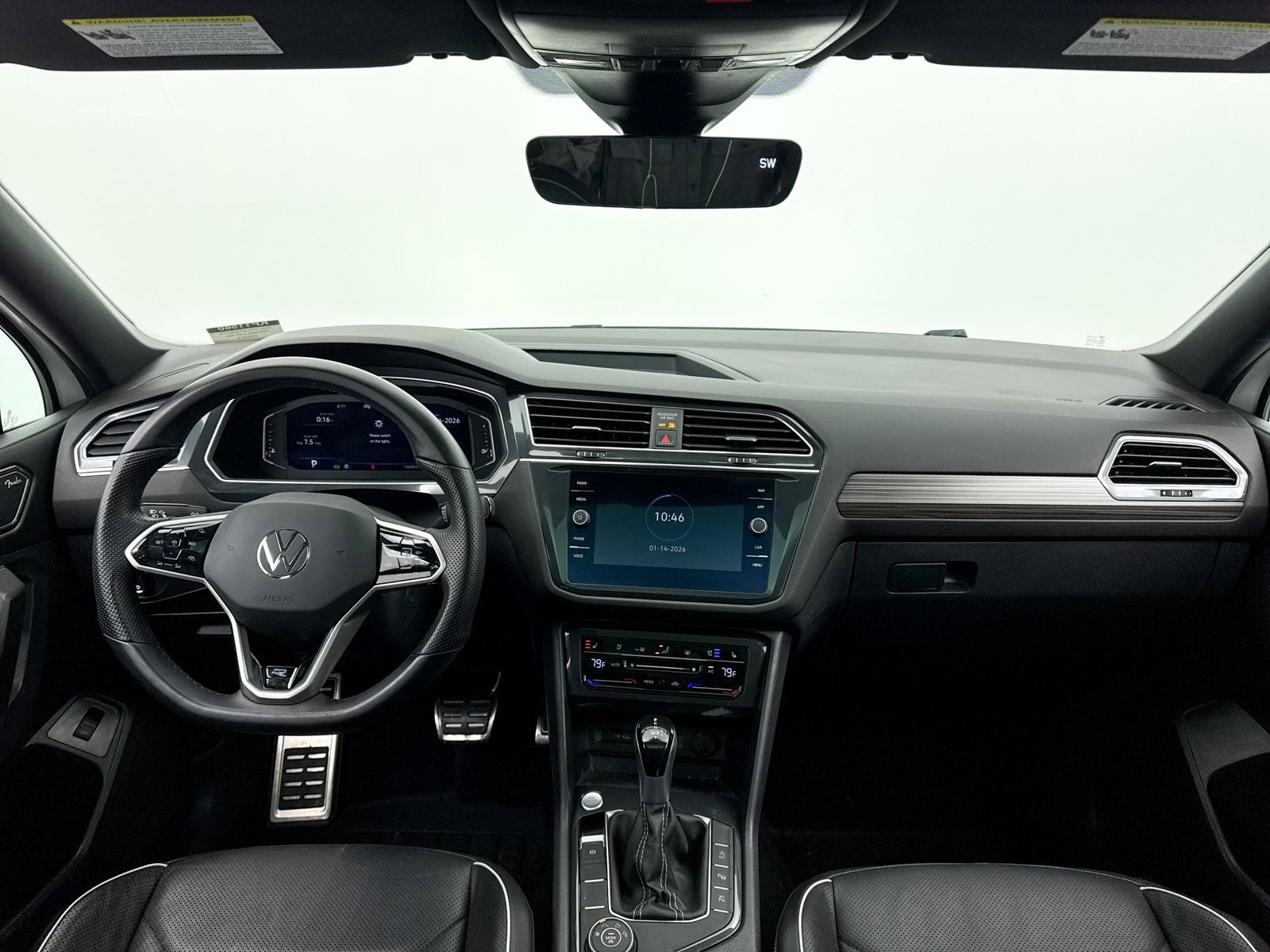 Used 2022 Volkswagen Tiguan SEL R-Line image 22