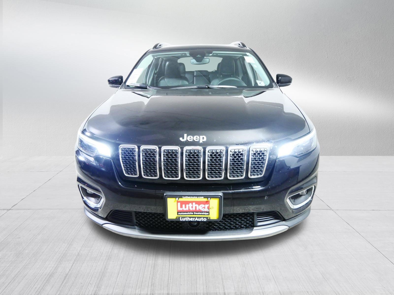 Used 2022 Jeep Cherokee Limited image 2